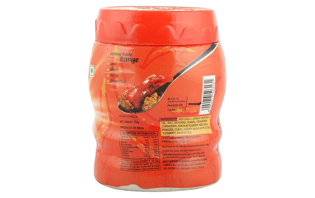 Goldiee Stuffed Red Chilli Pickle    Plastic Jar  1 kilogram